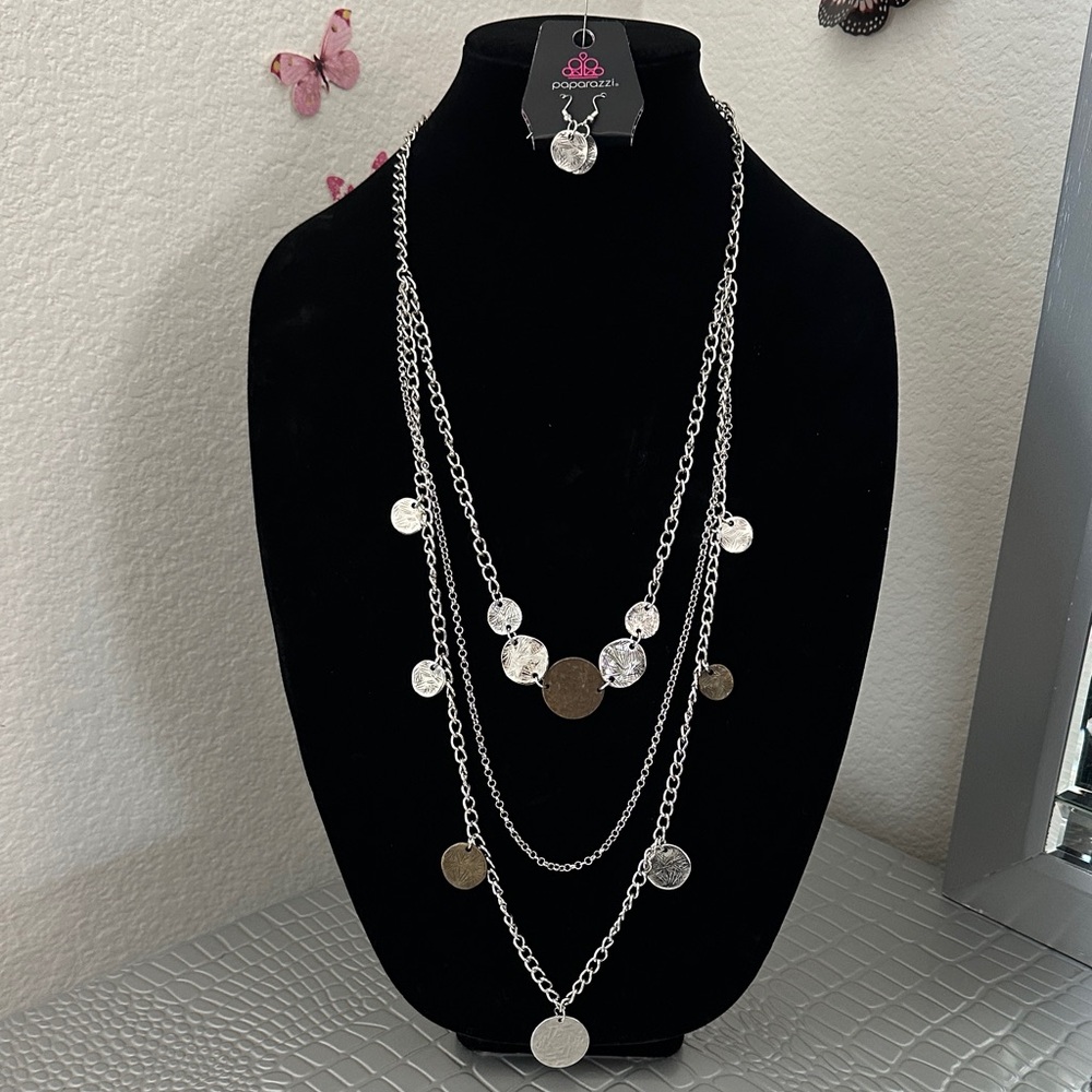 Paparazzi Silver Layered Coin Necklace